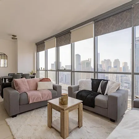 Livin' Holidays - Stunning 1Br Corner Unit Next To Dmcc Metro Dubai Exterior photo