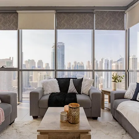 Livin' Holidays - Stunning 1Br Corner Unit Next To Dmcc Metro Dubai Exterior photo