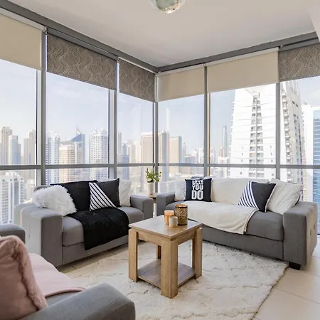 Livin' Holidays - Stunning 1Br Corner Unit Next To Dmcc Metro Dubai Exterior photo